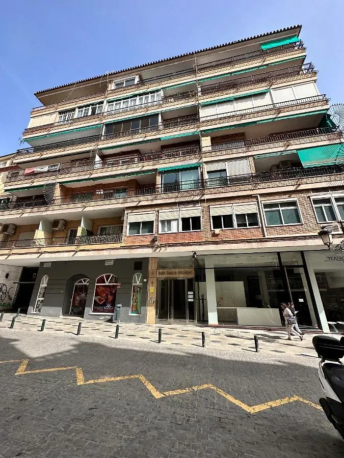דירות מאלגה Xpce Teatro Square 0*,